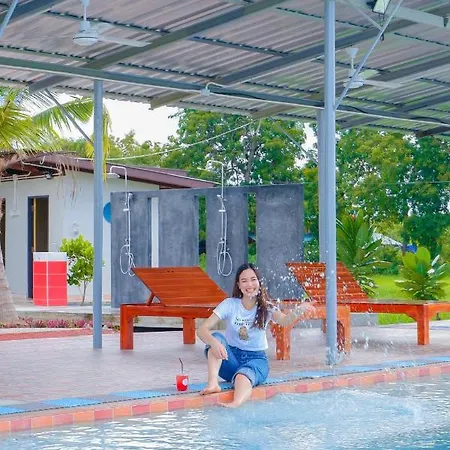 Srihome ยายศรีโฮมแอนแคมป์ปิ้ง Ban Don Tum Exterior photo